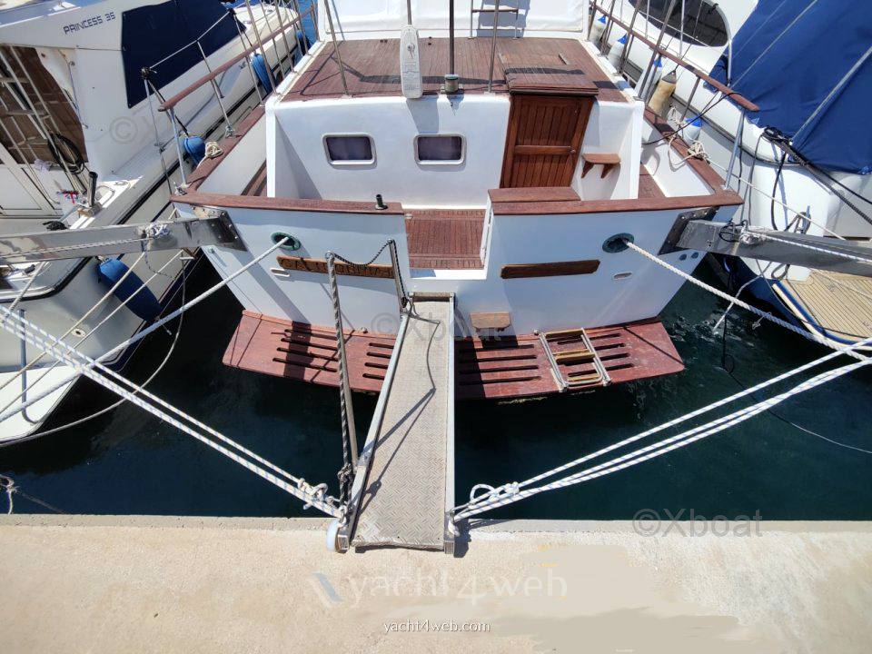 American marine Grand banks 42 classic Yacht à moteur