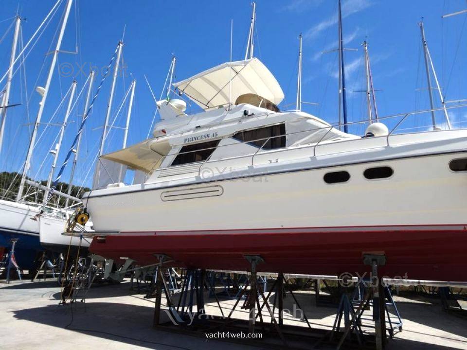 Marine projects Princess 45 fly usado