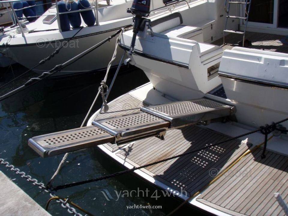 Marine projects Princess 45 fly Yate a motor