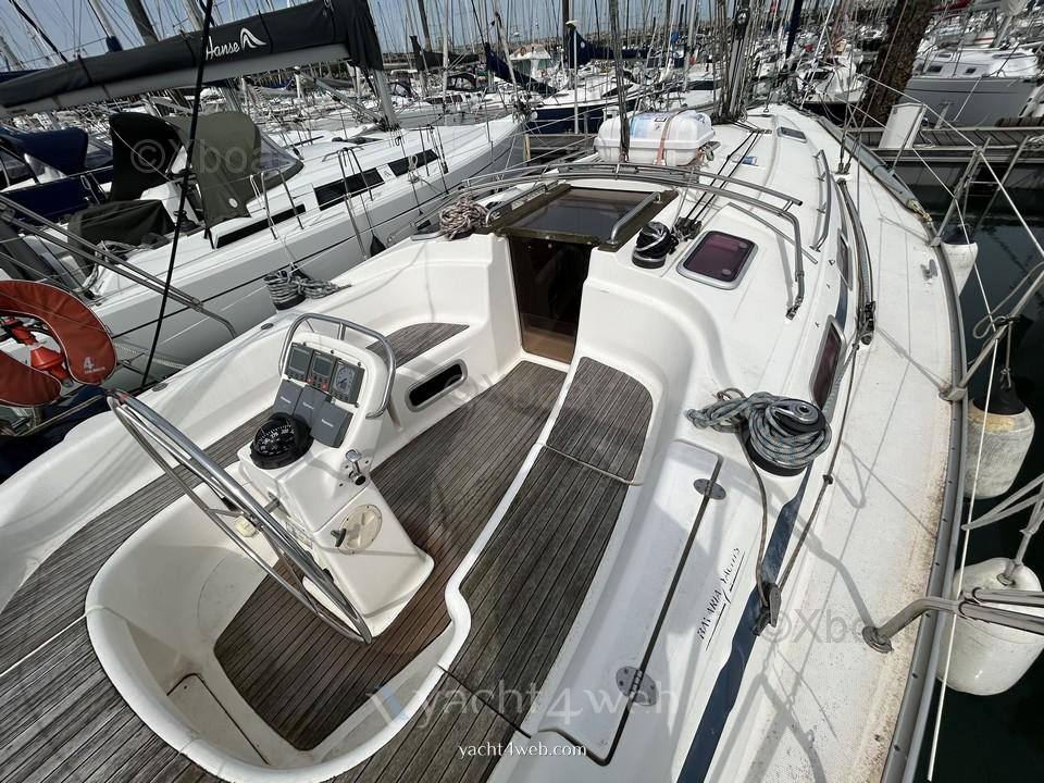 Bavaria yachts Bavaria 38 cruiser Парусная лодка используется для продажи