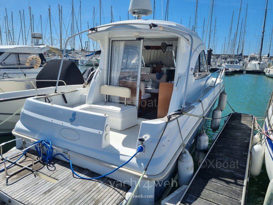 Beneteau Antares 8 s Motor boat used for sale