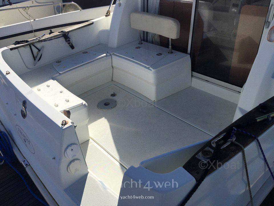 Beneteau Antares 8 s Motor yacht used