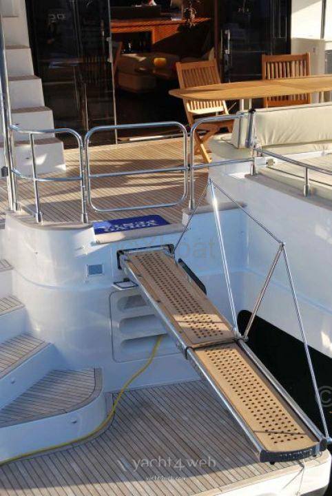 Fountaine pajot Queensland 55 Моторная яхта