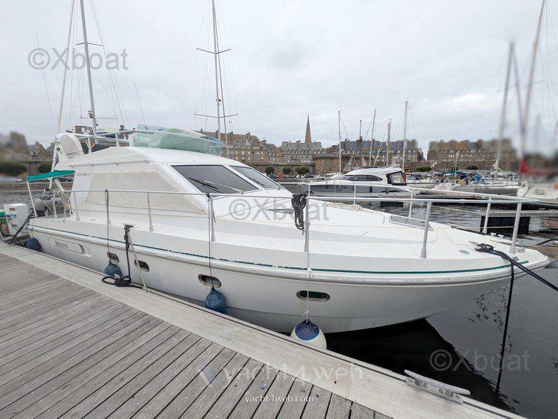 Jeanneau Yarding yacht 36 Motoryacht