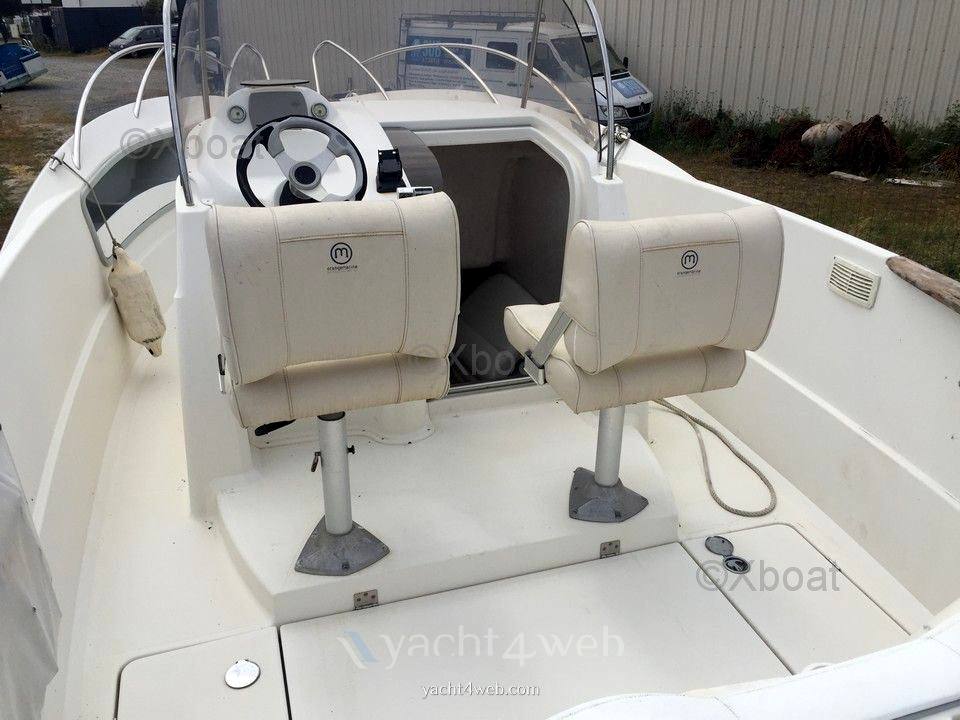 Quicksilver 720 commander Motor yacht used