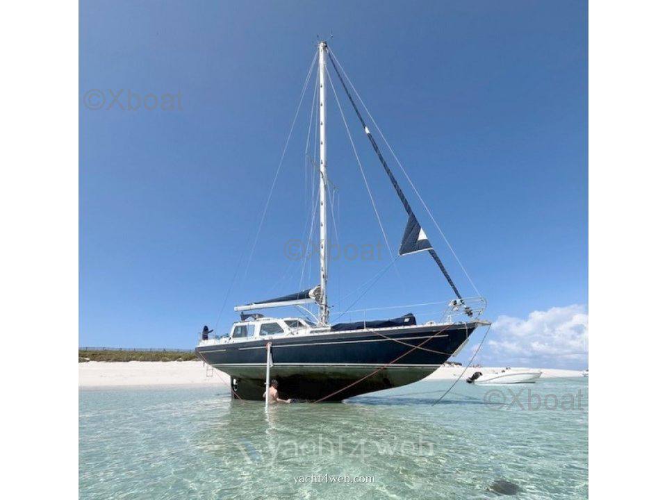 Trident Voyager 35 Vela