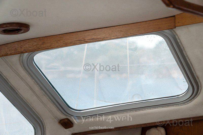 Trident Voyager 35 Vela usato