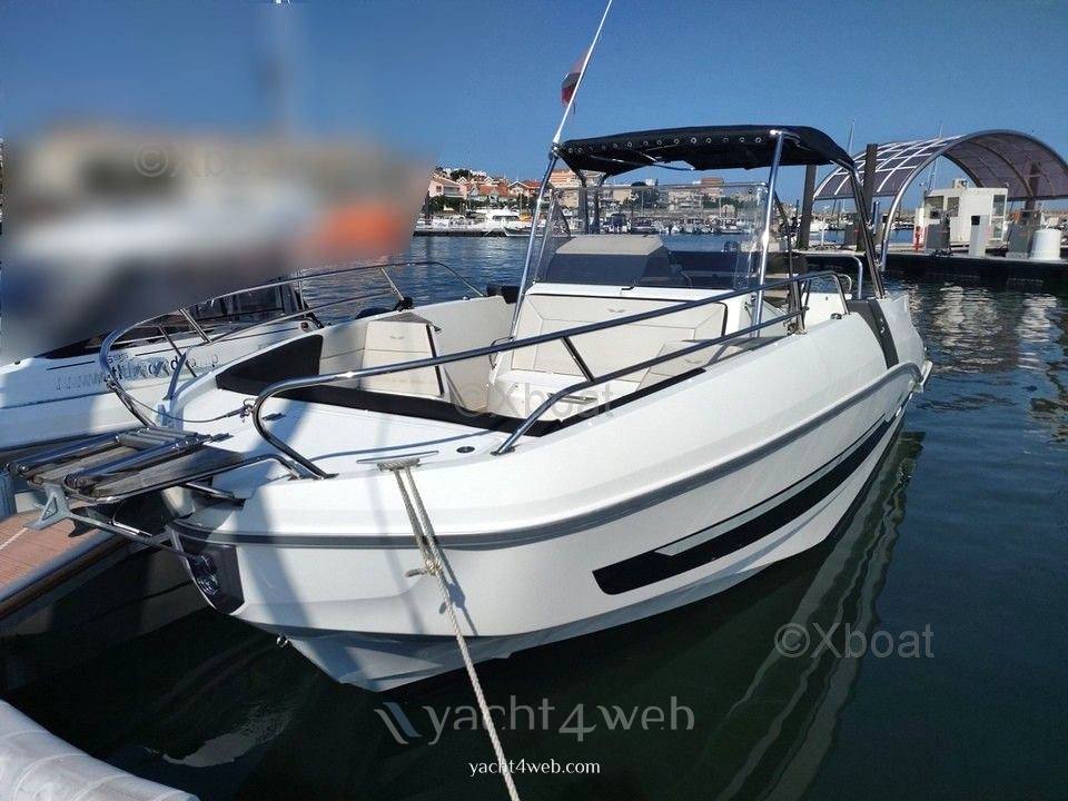 Beneteau Flyer 8.8 spacedeck Motor boat used for sale