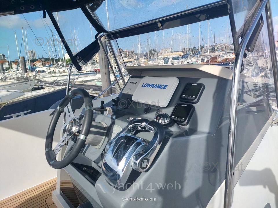 Beneteau Flyer 8.8 spacedeck Motor boat used for sale