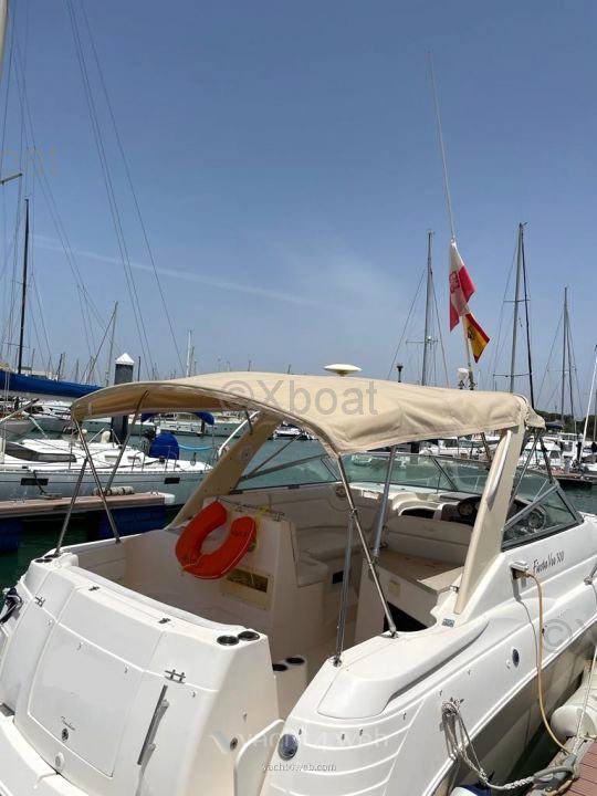 Rinker 30 fiesta vee 