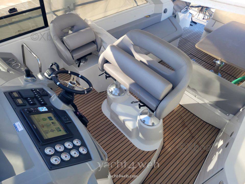 Beneteau Gran turismo 38 Barco de motor usado para venta