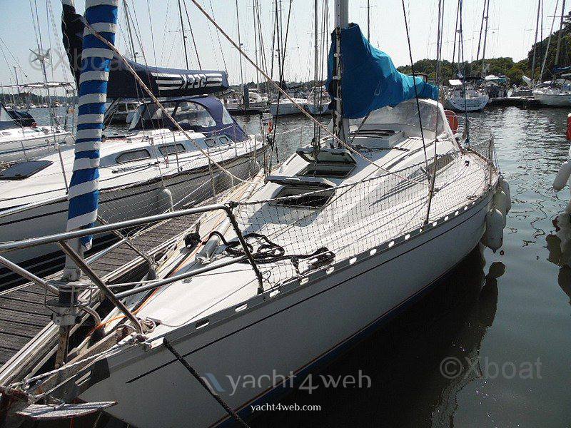 Beneteau First 325 pte Vela