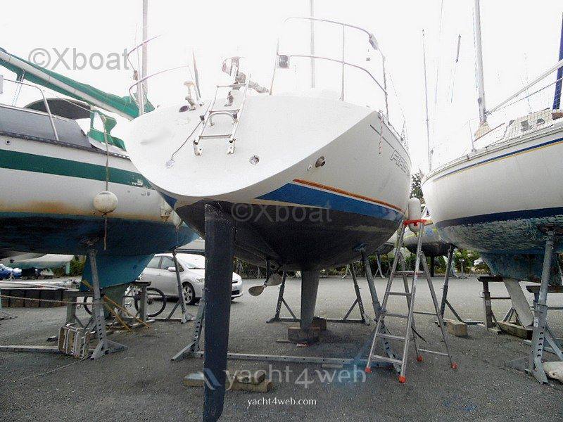 Beneteau First 325 pte Barca a vela usata in vendita