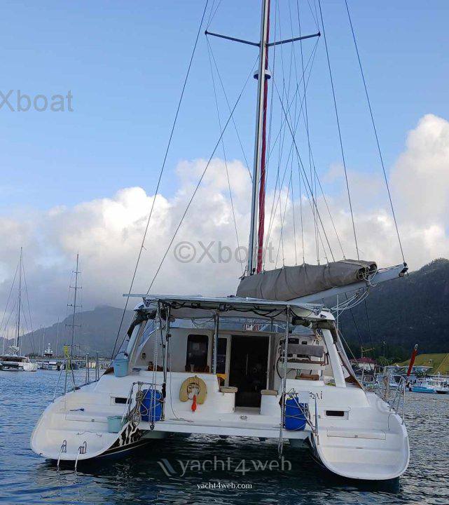 Robertson caine Leopard 43 Sail cruiser