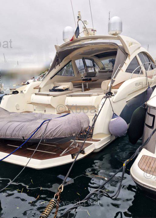 Azimut Atlantis 50 используется