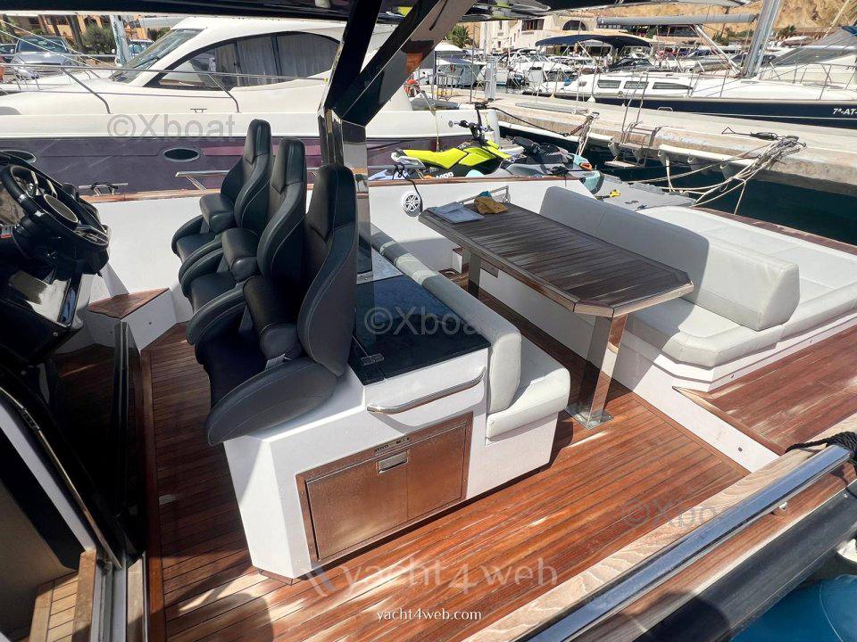 Focus Forza 37 Motoryacht