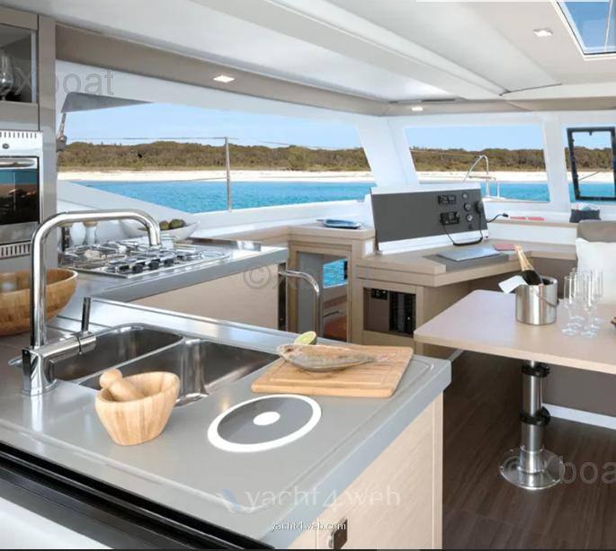 Fountaine pajot Lucia 40 Парус cruiser