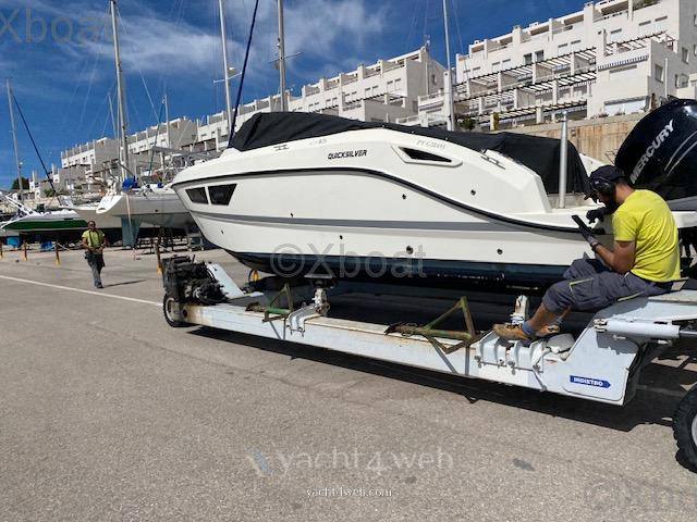 Quicksilver 805 cruiser Barca a motore usata in vendita