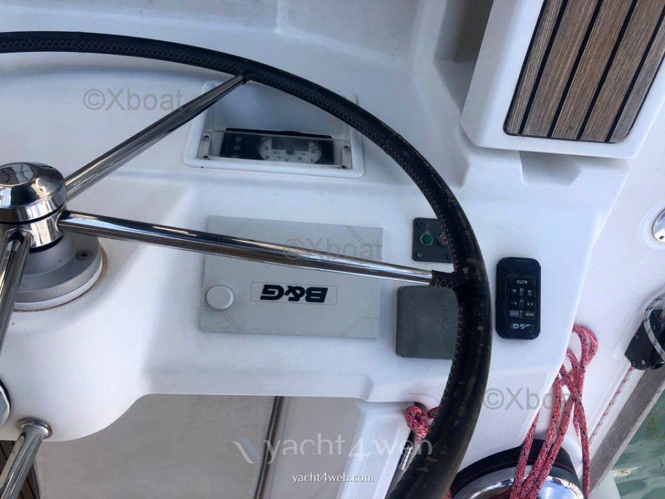 Beneteau Oceanis 48 Парусная лодка