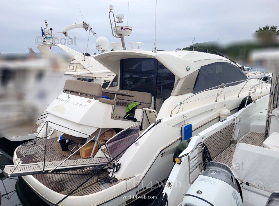 Jeanneau Prestige 440 s Barco a motor usado para venda