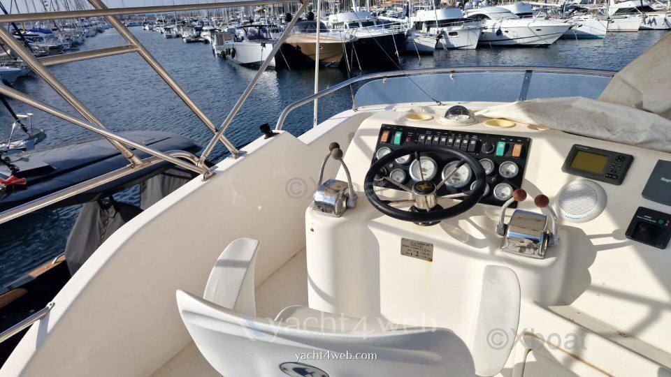 Riviera 33.5 fishing Motoryacht