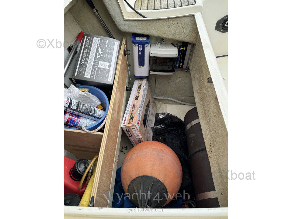 Beneteau Oceanis 370 Фото