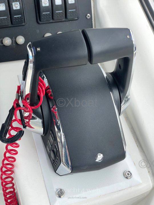 Boston whaler 28 outrage usato