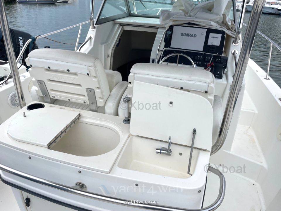 Boston whaler 28 outrage barca a motore