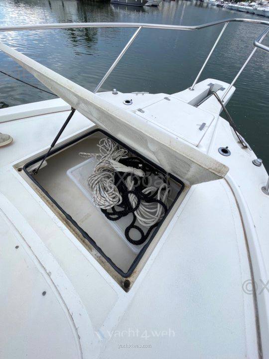 Boston whaler 28 outrage Barca a motore usata in vendita