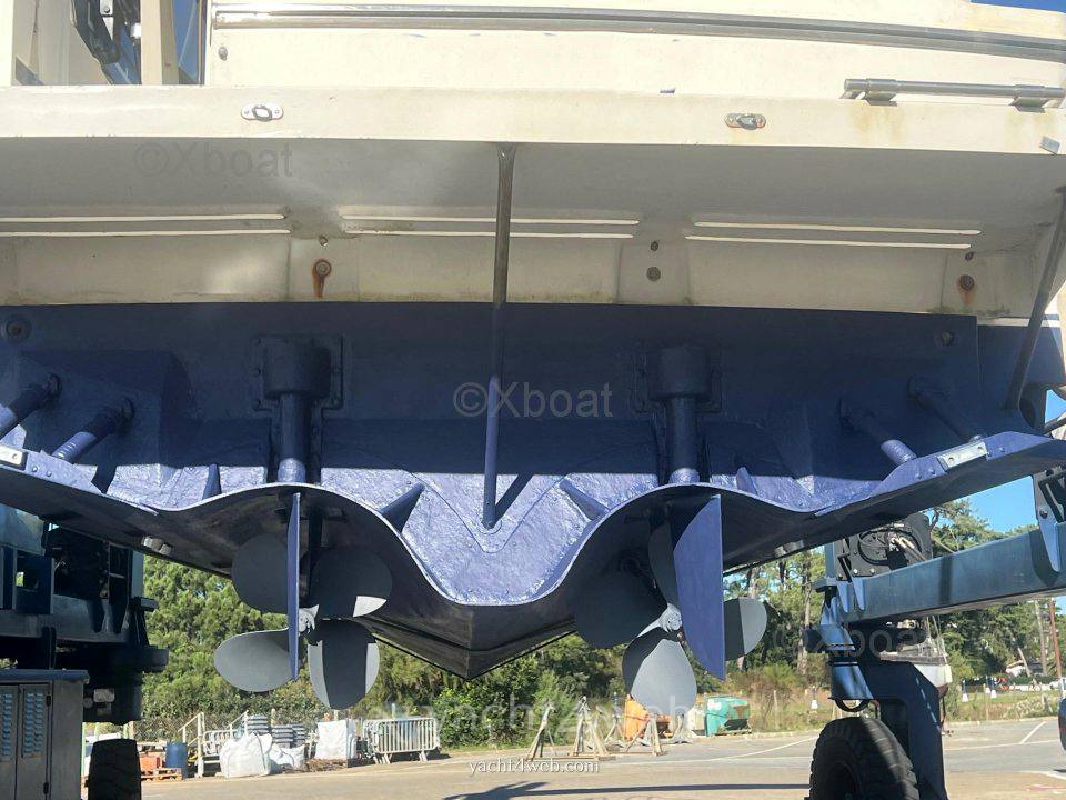 Marine projects Princess 36 riviera barca a motore