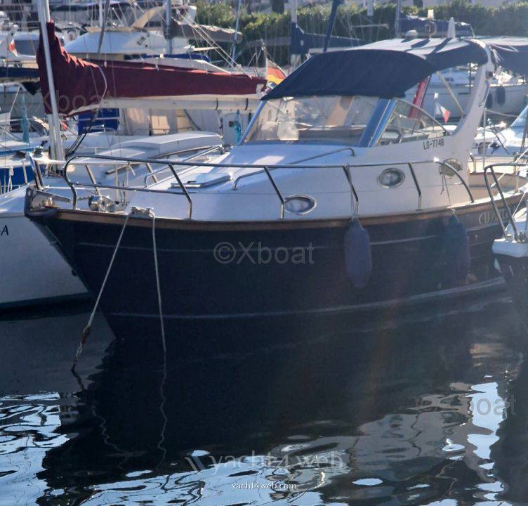 Mimi Libeccio 25 cabin Motoryacht usato