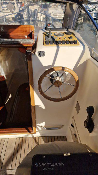 Mimi Libeccio 25 cabin 