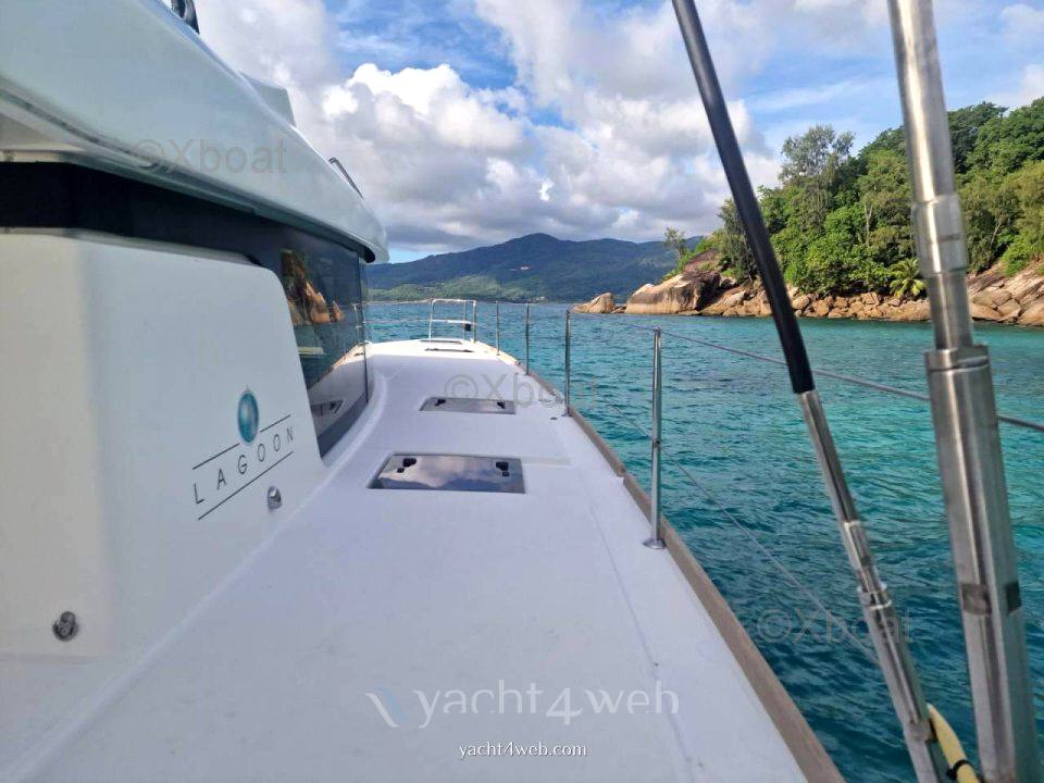 Lagoon 52s 