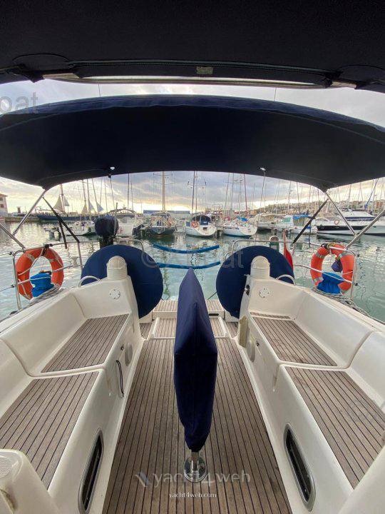 Dufour 385 grand large كروزر الشراع