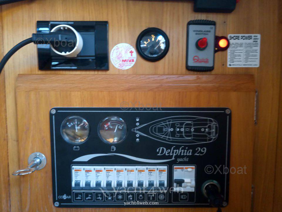 Delphia 29 usato
