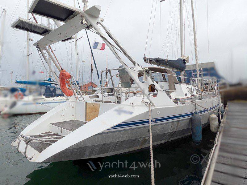 Alubat Ovni 43 كروزر الشراع