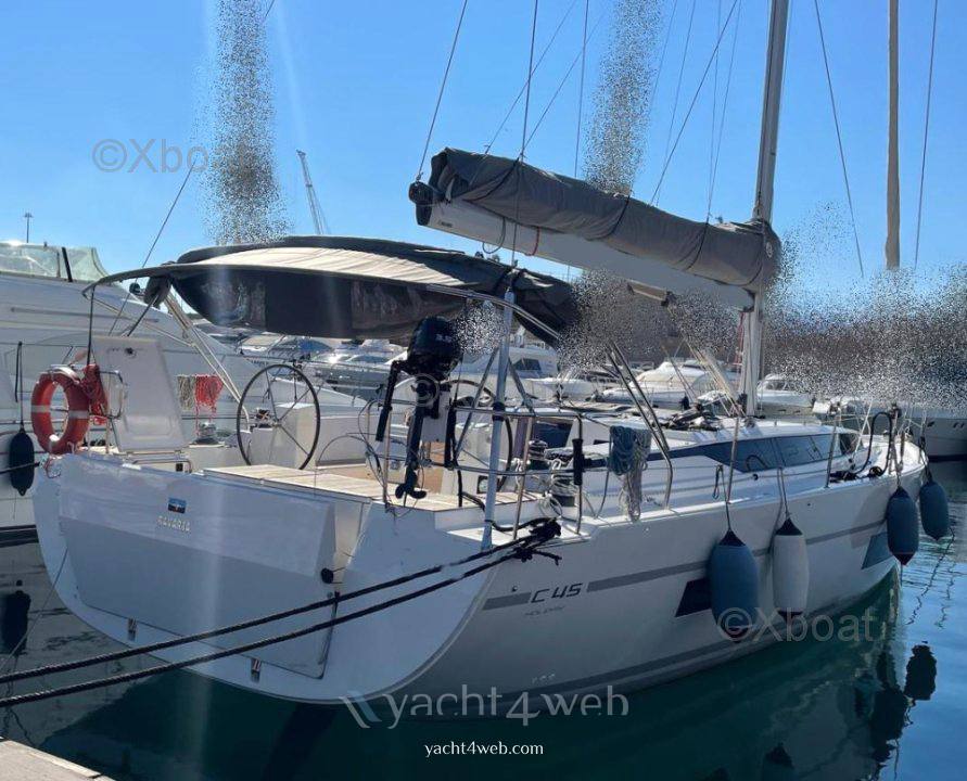Bavaria C45 Парусная лодка