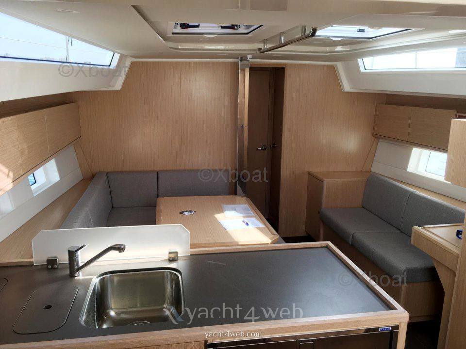 Bavaria C45 Парусная лодка используется для продажи