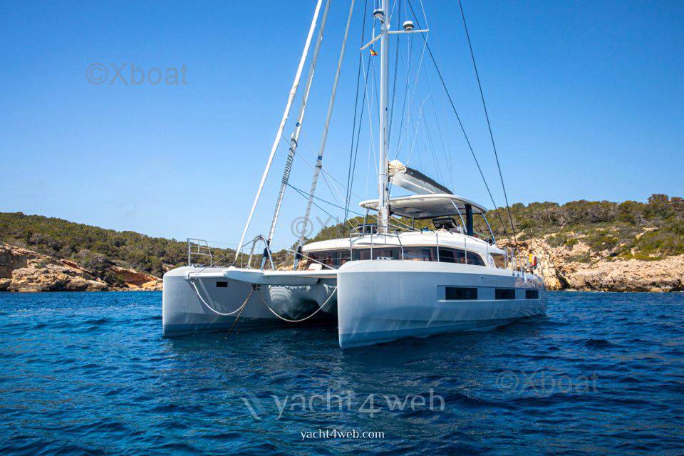 Lagoon 65 Vela