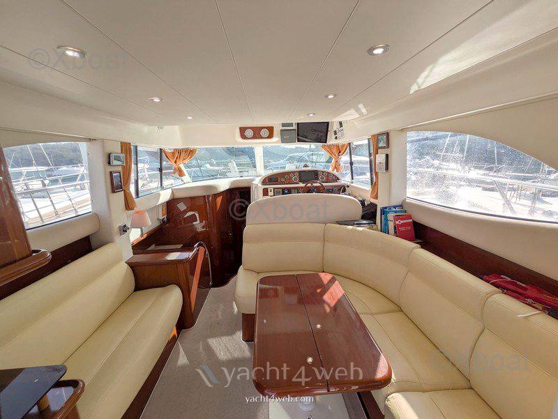 Jeanneau Prestige 36 fly Yacht à moteur occasion