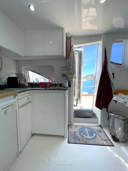 Falcon 86 Barco a motor usado para venda