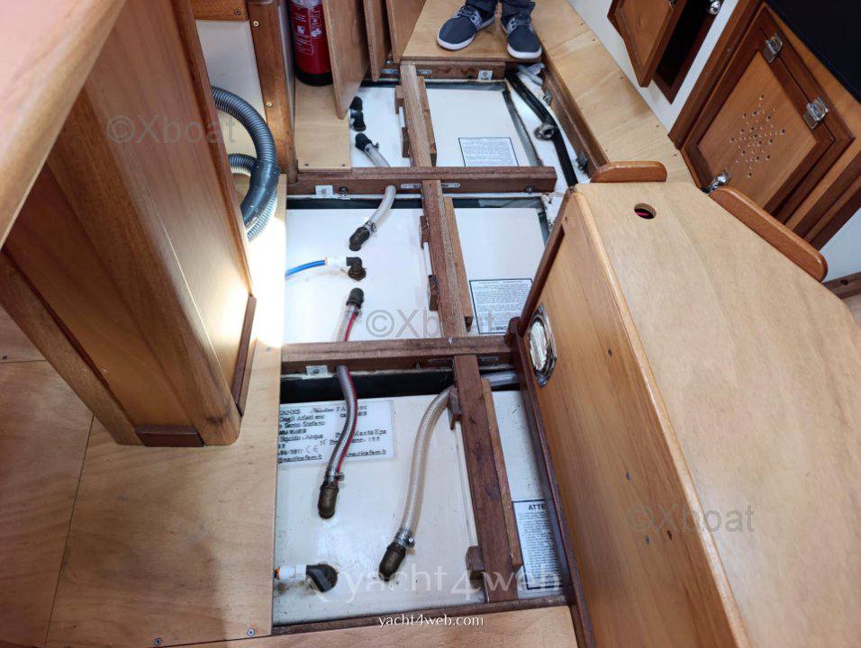 Al custom Steel blue water Vela