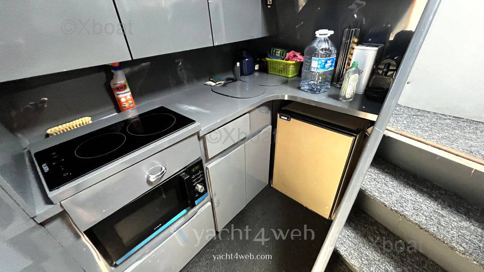 Guy couach 1201 Barca a motore usata in vendita