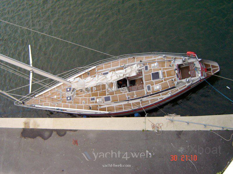 Metalu Jade 48 alu 帆巡洋舰