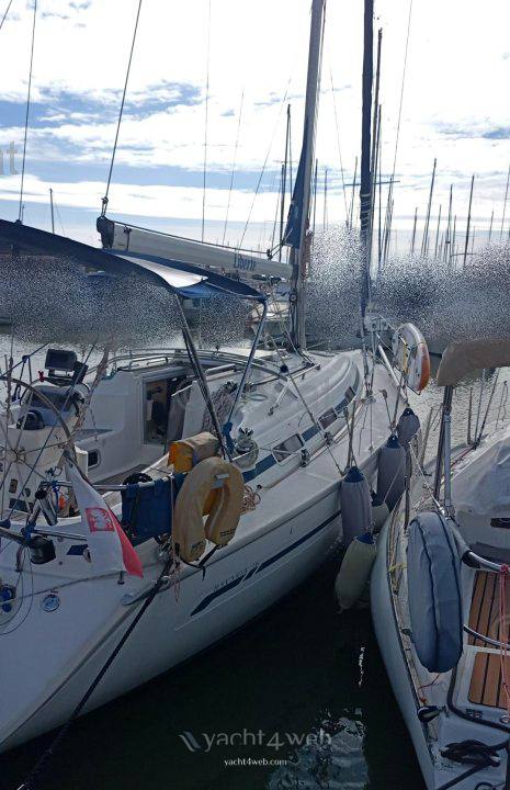 Bavaria 36 cruiser Sailing boat used for sale