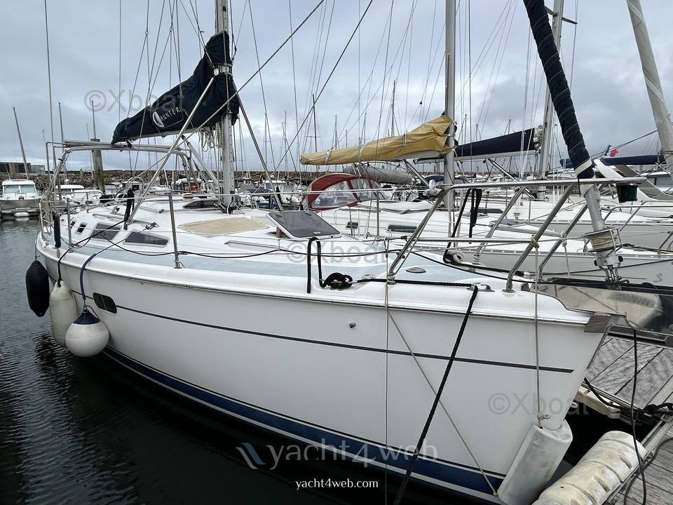 Hunter 356 Sail cruiser