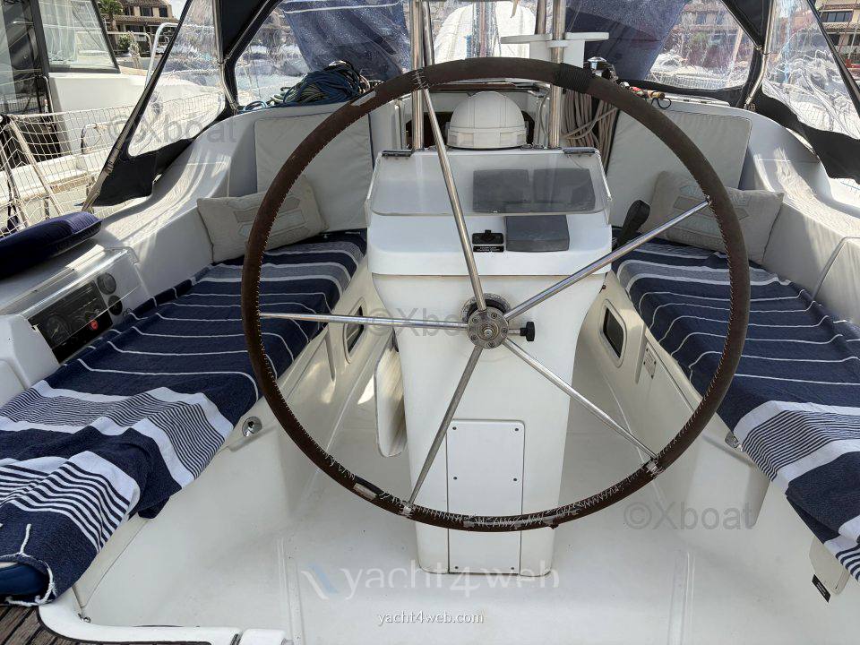 Beneteau Oceanis 393 clipper Парусная лодка