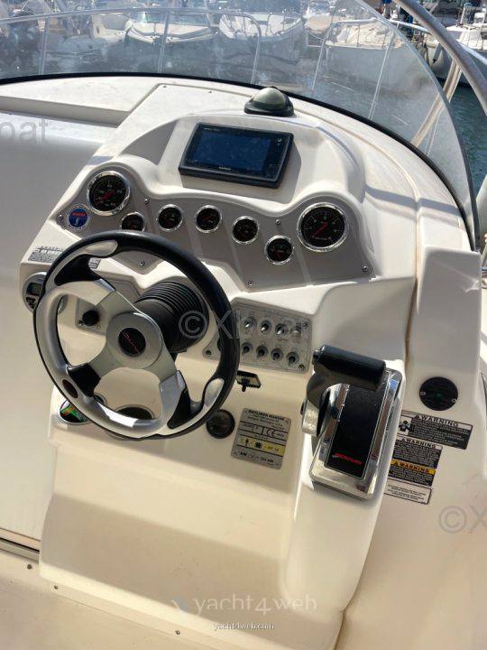 Bayliner Avanti 8 Yate a motor usado