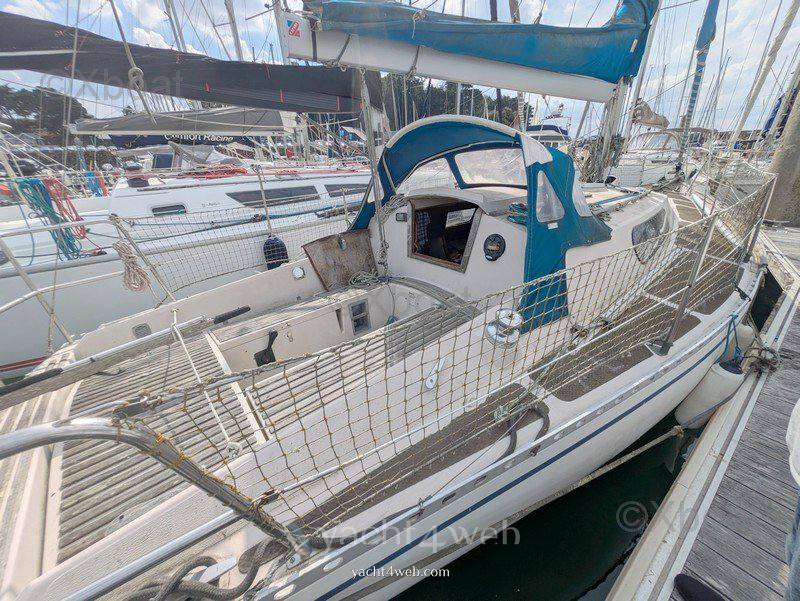 Aubin Chablis barco de vela