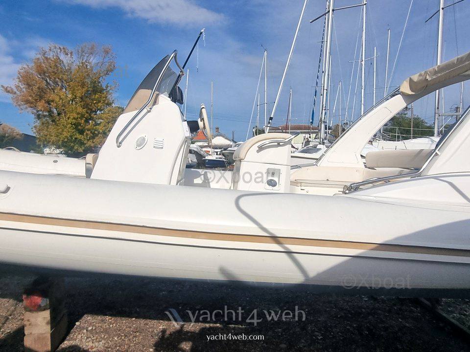 Nuova jolly Prince 23 barco a motor